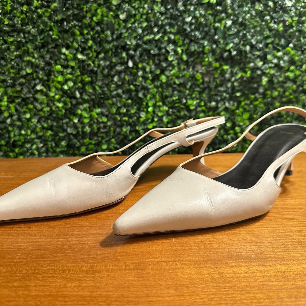 Maje Off-White/Cream Leather Pointed Toe Kitten Heel Slingback Pumps